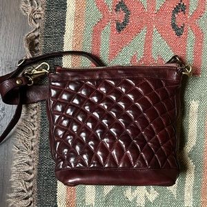 Campomaggi quilted crossbody bag, burgundy color